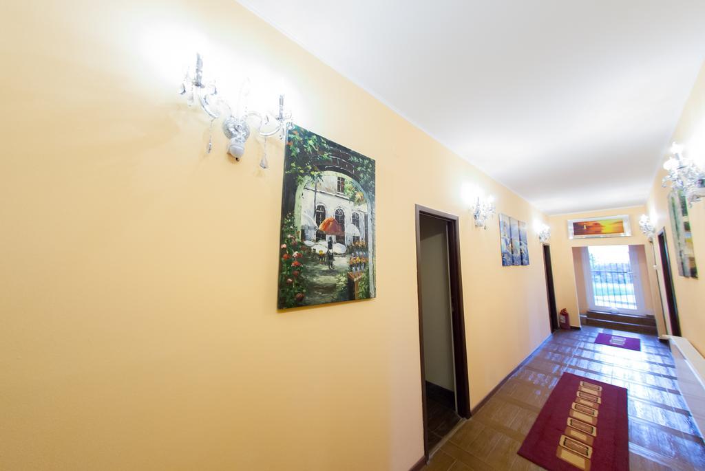 Hotel-Hostel Mignon Mamaia -Private Rooms With Free Parking Extérieur photo